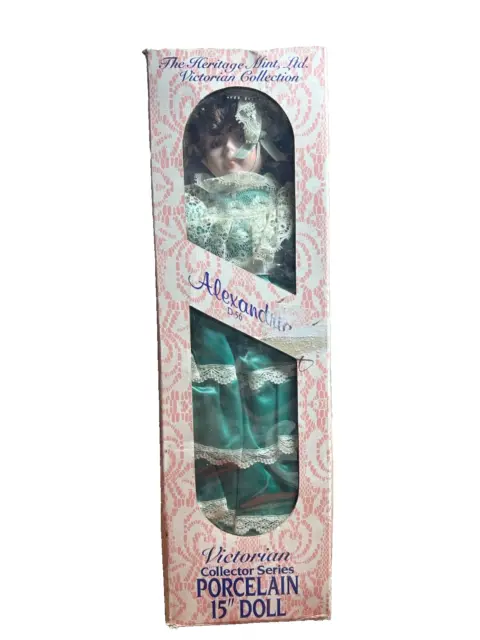 1989 VINTAGE Heritage Mint Victorian Porcelain 15" Doll Alexandria D-56, Green