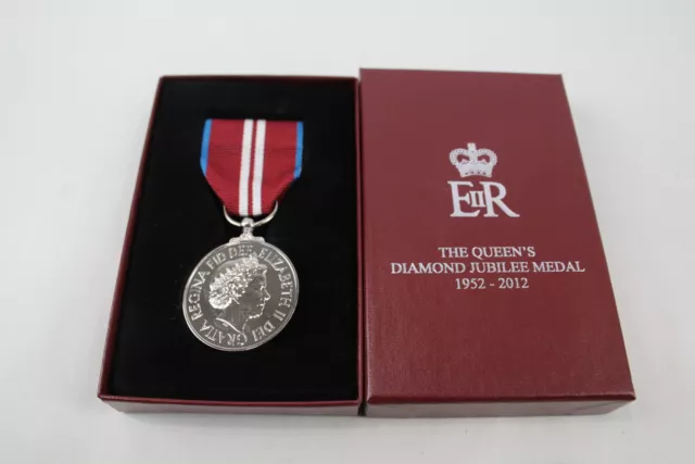 ER.II Queens Diamond Jubilee Medal Boxed