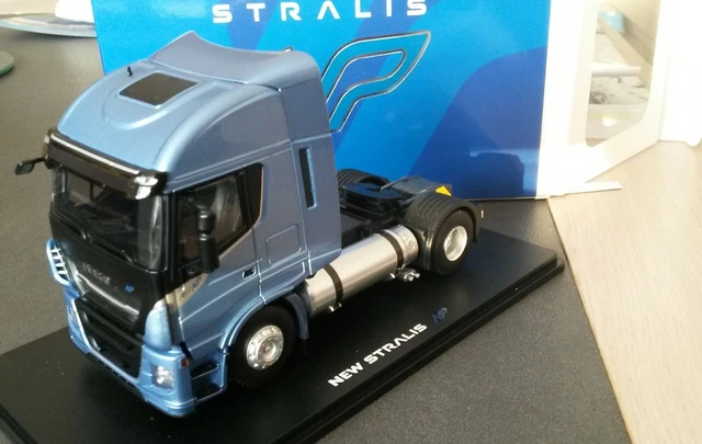 Miniature Camion solo de couleur gris – IVECO S-Way 4x2 MARGE MODELS MAR2231-02 Miniature Camion solo de couleur gris – IVECO S-Way 4x2 MARGE MODELS MAR2231-02