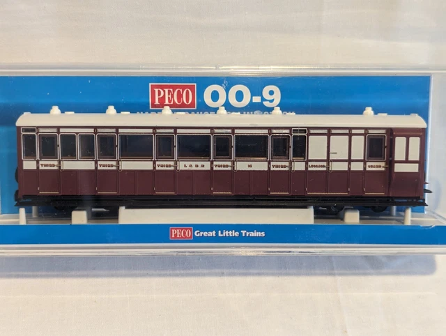 009 PECO GR-420B. Brake Composite Lynton & Barnstaple Coach. (No 16) in ...