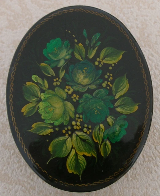 Russische Lackmalerei. Alte Lackdose. Schöne Blumen! Handgemalt und signiert!!!!