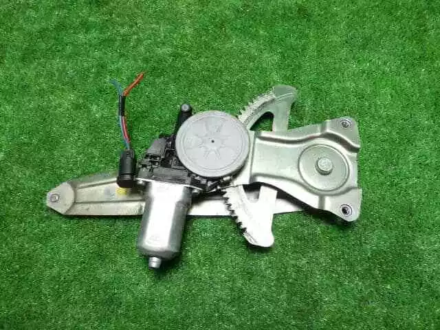 TOYOTA Sienta 2006 Rear Left Door Regulator 8572052120 [Used] [PA87538415]