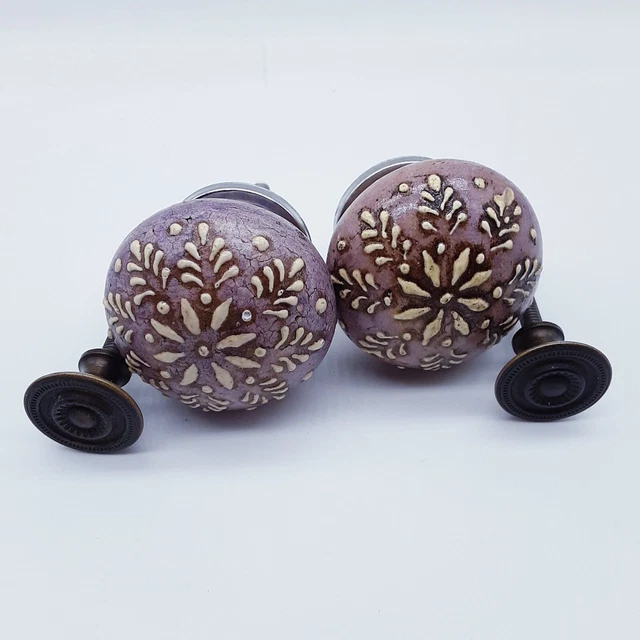 Vintage Set  2 porcelain ceramic Knob Pulls Cabinet Drawer Door Desk Hardware Z