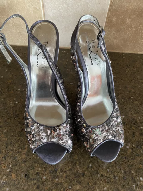 The Touch of Nina- Silver Sequin Pumps Womens Peep Toe Heels~ Size 9.5 M