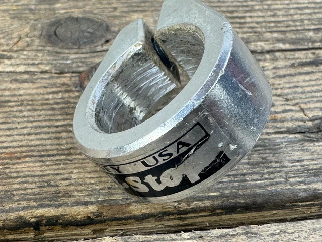 Poulie de guidage sur tige de selle pour câble de frein vélo
