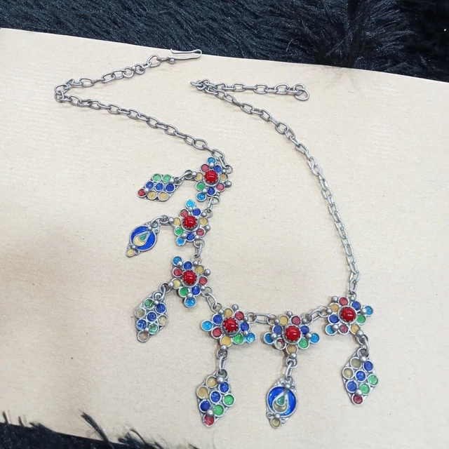 Collier Ancien En Argent Massif - Bijou Traditionnel Et Intemporel, Pièce Unique Au Charme Vintage