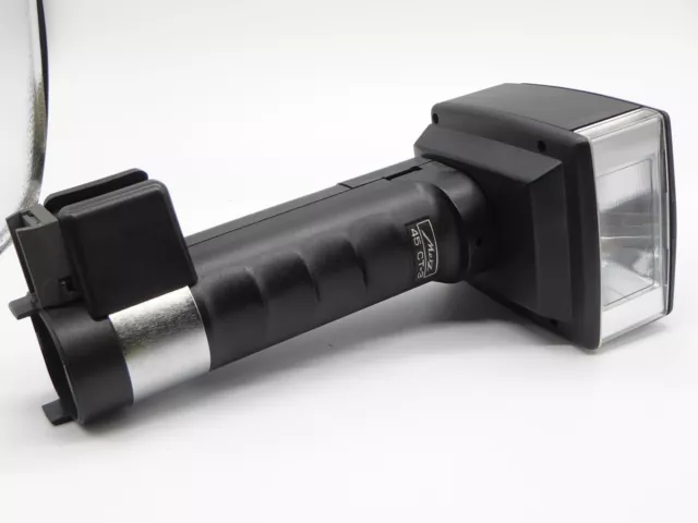 A Metz Mecablitz 45 CT-3 Pro Hammerhead Flash Flashgun flash head working