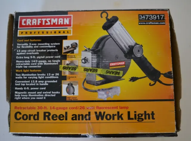 CRAFTSMAN RETRACTABLE 30FT Cord Reel and Fluorescent Work Light
