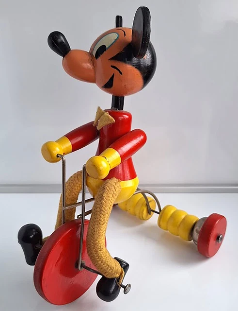 Jouet en bois " VILAC - Mickey en tricycle " des années 1970 -