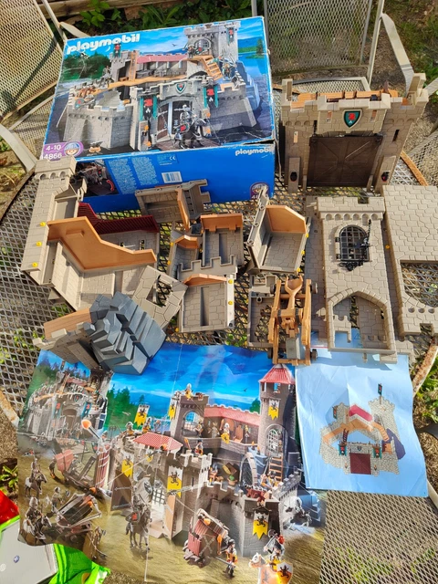 PLAYMOBIL FALCON KNIGHTS Castle 4866 boxed with manual poster