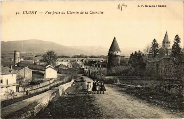 CPA CLUNY Vue prise du Chemin de la Chanaise (649761)