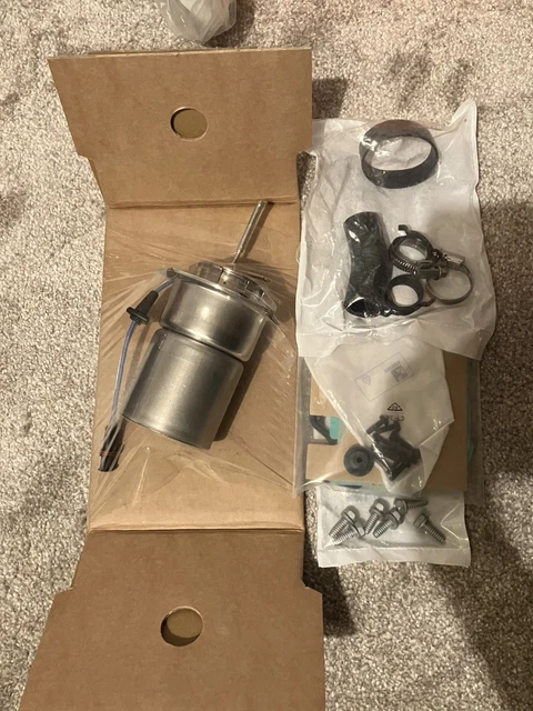 Webasto Thermo Top V DP40 12V Fuel Pump – 9002853F, 9021772A – Tested & Working
