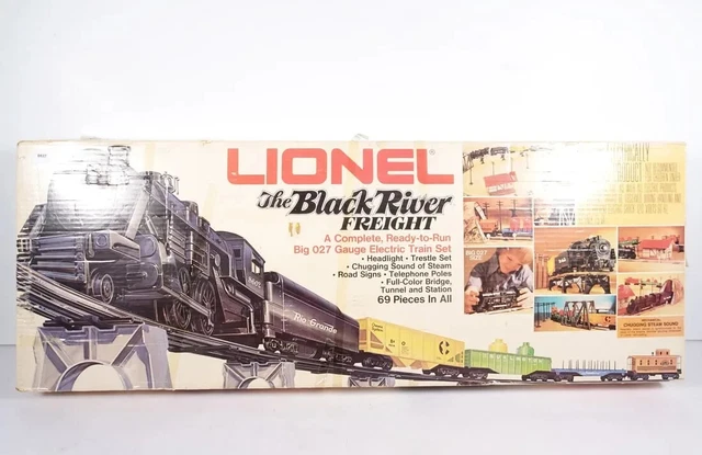 VINTAGE 1976 LIONEL O GAUGE “The Black River Freight” Train Set w/MANY
