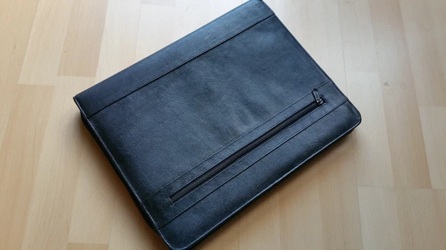 Businessmappe. Schreibmappe. Tasche. Leder. Schwarz.