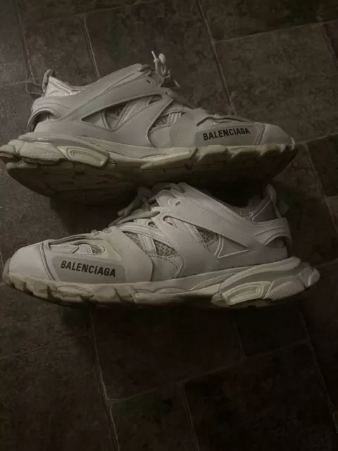 Size 9 - Balenciaga Arena Low Off-White W 3