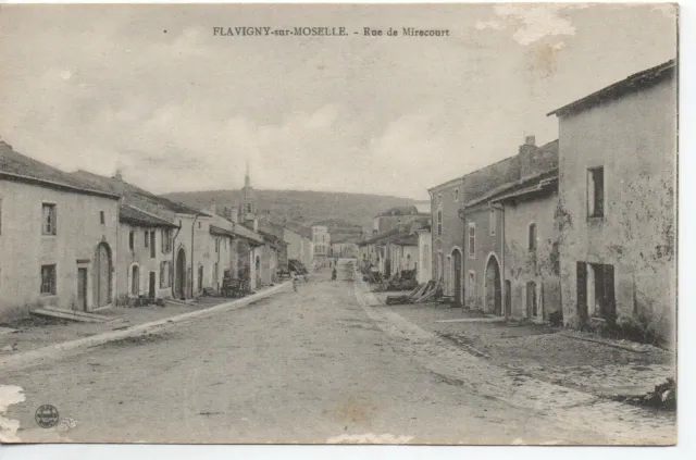FLAVIGNY SUR MOSELLE - Meurthe & Moselle - CPA 54 - rue de Mirecourt