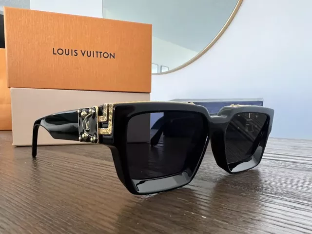 Louis Vuitton Z2030U 1.1 Evidence Metal Square Sunglasses, Grey, One Size