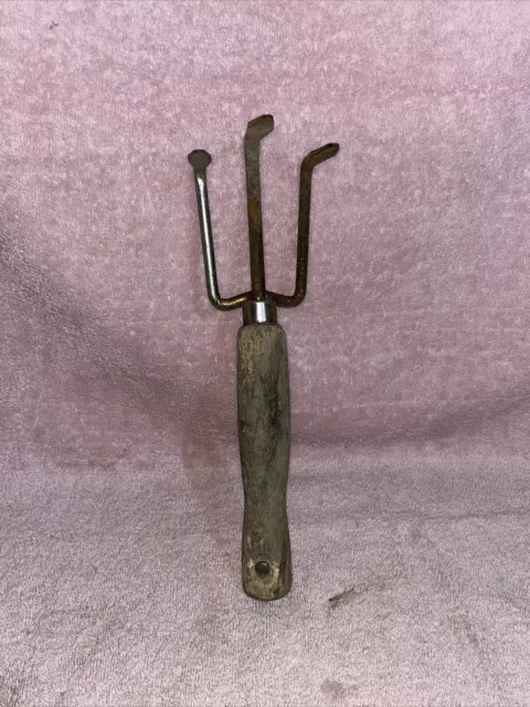 Vintage Garden Hand Cultivator Claw Rake Tool 3 Prong Wood Handle