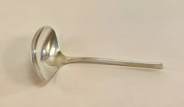 International Vision Sterling Silver Gravy Ladle - 7" - No Monogram