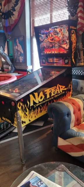 no fear pinball machine by williams in good condition Size 22in×52in .