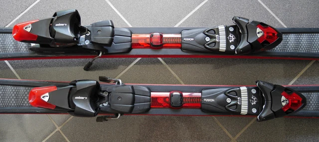Elan, Ski "speed wave 12", paar, mit Bindung, Zustand gut, 2x gefahren 2