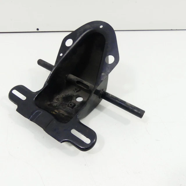 Kawasaki Z 750 EZ:83 supporto fanale posteriore supporto frecce 35952