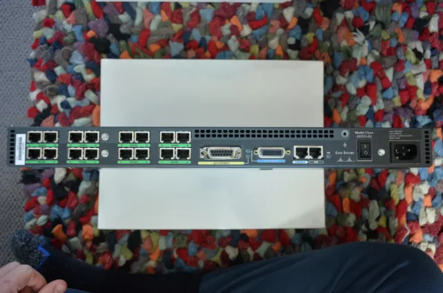 Cisco AS2511-RJ 16 port Access Terminal Managed Router - Tested