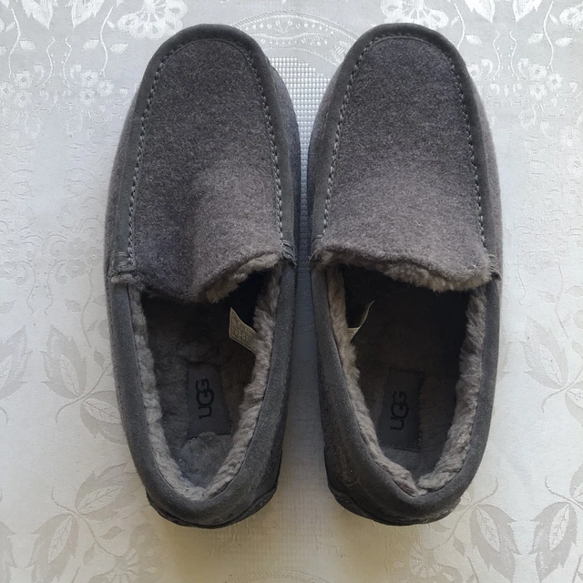 エアジョーダン 1 レトロ HIGH OG \"Black Toe\" Slippers, Men's Shoes, Men, Clothing, Shoes & Accessories - PicClick