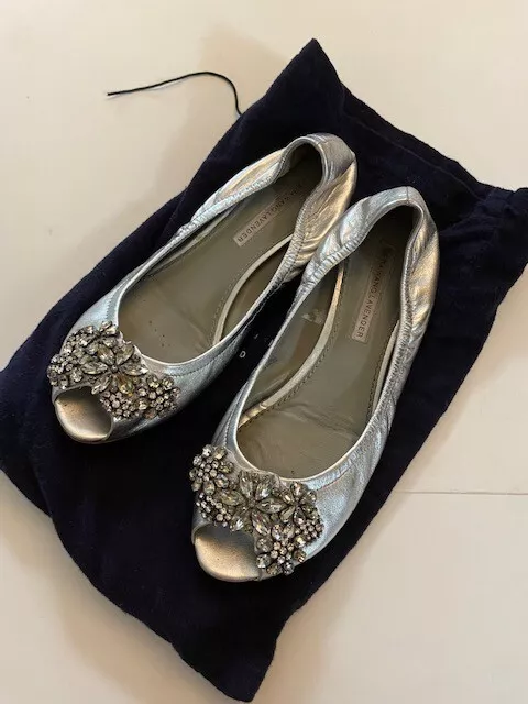 Vera Wang Lavender Label Silver leather Metallic Jewel Open Toe Flats 8 Shoes