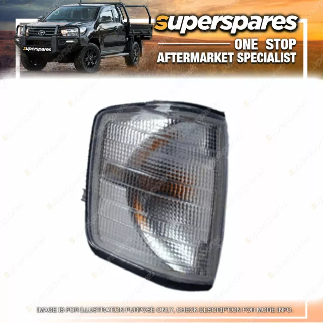 Superspares Right Corner Light for Mercedes Benz C Class W201 1982-01/1994