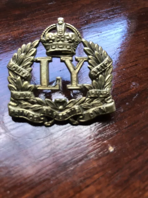 Leicestershire Yeomanry cap badge. Original and genuine WW1.