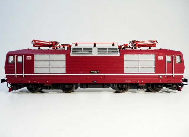 train PIKO BR 180 020 0 DB AG, 2 rails courant continu, en très bon état,