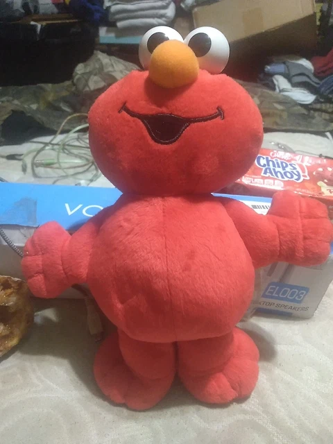 Vintage 2001 Elmo Plush Fisher Price Sesame Street 12" Mattel