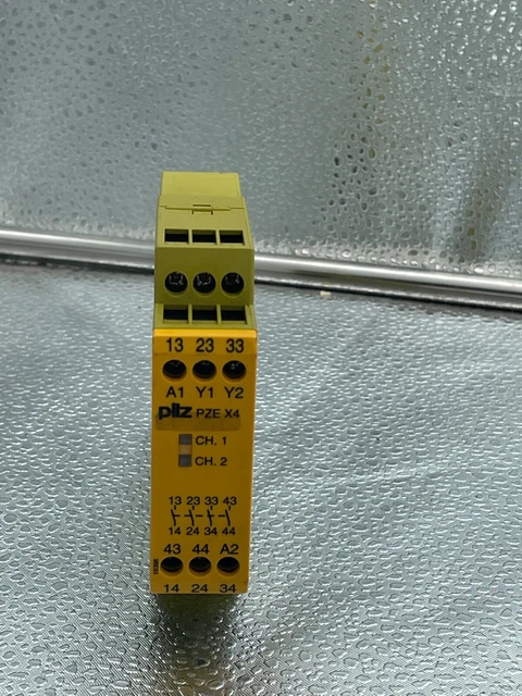 Pilz Relay PZEX4 24VDC/13 1 / 12ft/O/774585 / Very Good Condition