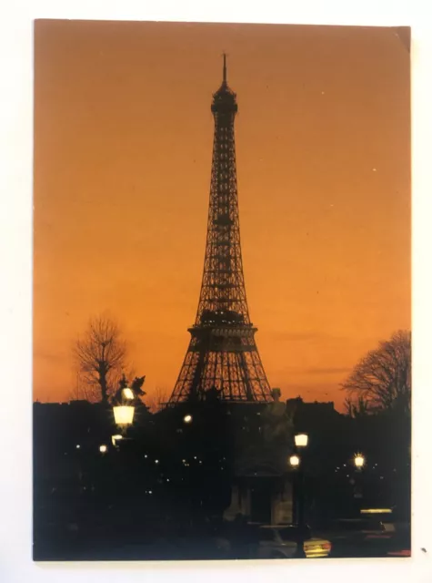 Postcard - Paris France, Eiffel Tower (two cards)