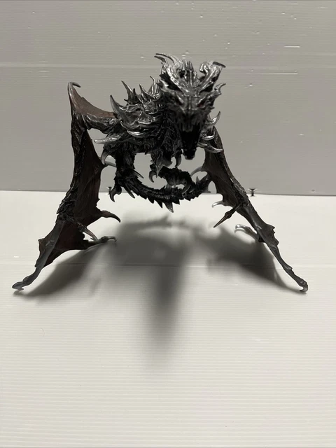 THE ELDER SCROLLS V:Skyrim Collector's Edition Alduin Dragon Statue No ...