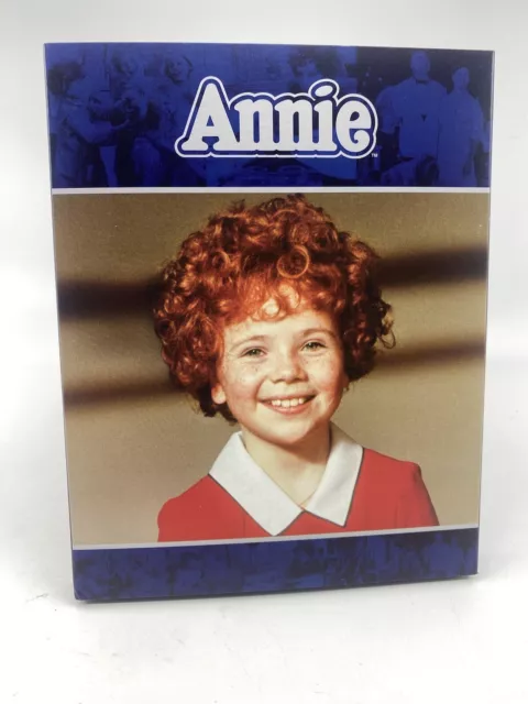 **NEW** Annie 4K ( 4K UHD + Blu-ray)