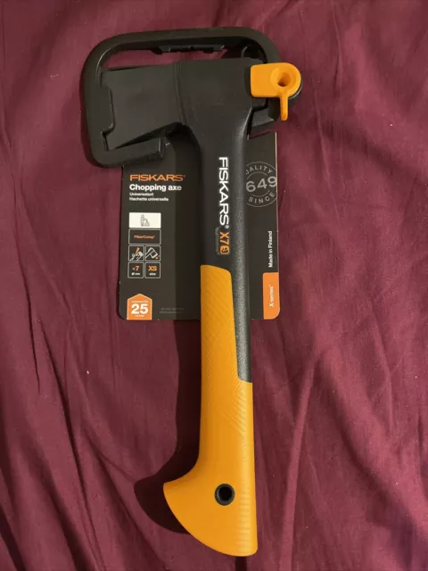 Hache Fiskars X7