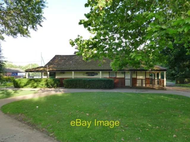 Photo 6x4 The Coffee Station, Vivary Park Taunton/ST2324 This cafe and t c2021