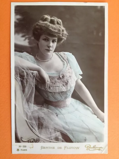 cpa Portrait de l' Actrice Berthe de FLOTOW PHOTO signée REUTLINGER à PARIS