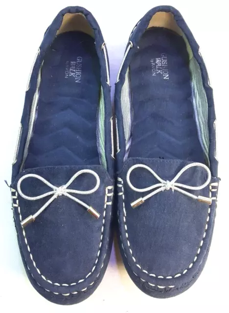 AVON CUSHION WALK women's flat slip on navy blue loafer shoes size 9 Medium