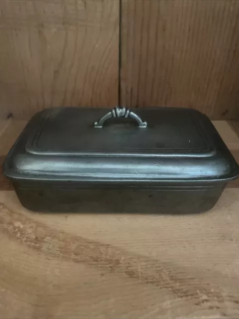 Vintage old World Pewter Trinket Box