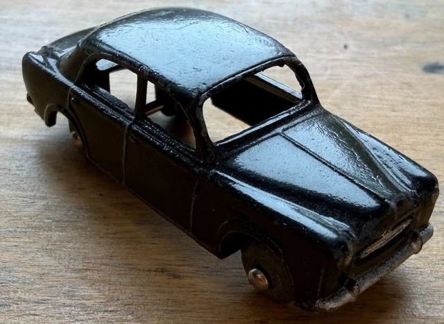 voiture CIJ Peugeot 403 commerciale creme originale 1/43 france loiret