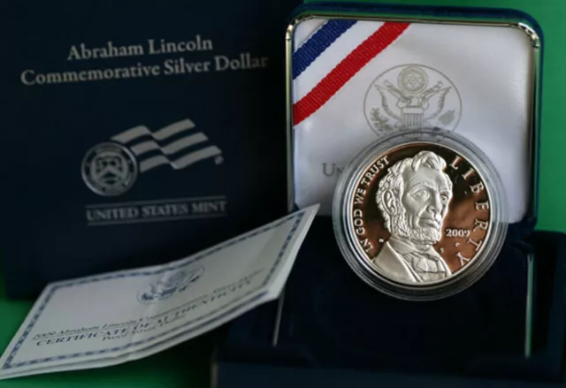2009 P Abraham Lincoln Proof Commemorative 90% Silver Dollar Coin Box and COA