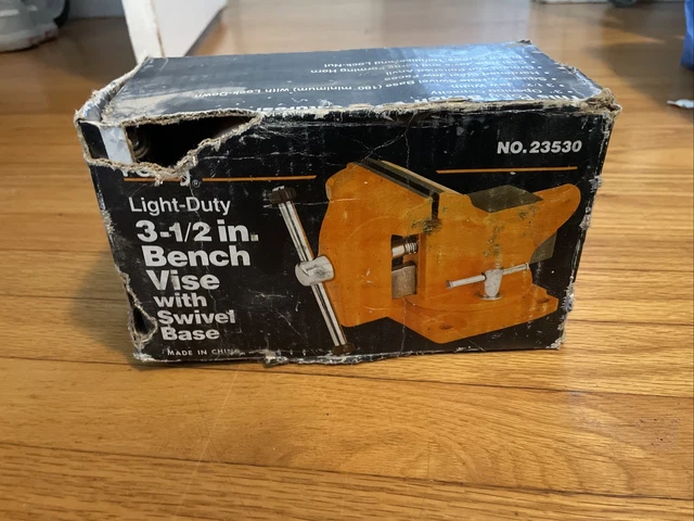 Vintage Pony Bench Vise 3 1/2' Jaw Anvil Pipe Clamp Rotating Base #23530