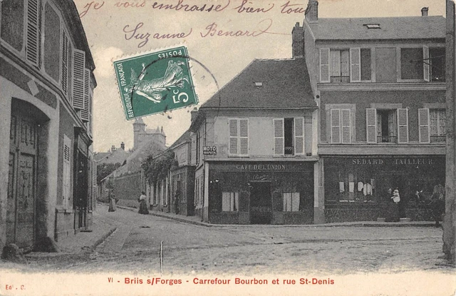 Cpa 91 Briis Sous Forges Carrefour Bourbon Et Rue Saint Denis