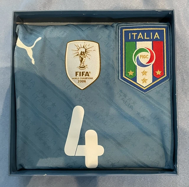 Maillot De Football Italie Signé Buffon - Diadora, Occasion Avec Autographe Original