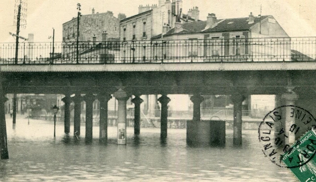 VITRY SUR SEINE Floods 1910 Bridge du Chemin de Fer and Place de la Gare Card