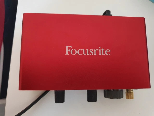 Focusrite Scarlett Solo Studio 3e Génération / COMME NEUF / MOSC0024