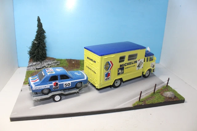 Osobní vůz - Renault Dauphine 1 : 43 Nové